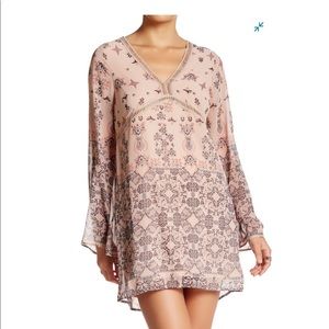 dee elly printed bell sleeve shift dress